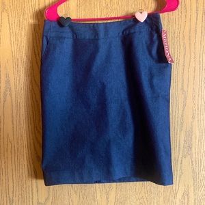 New with tags Merona size 2 dark denim pencil skirt